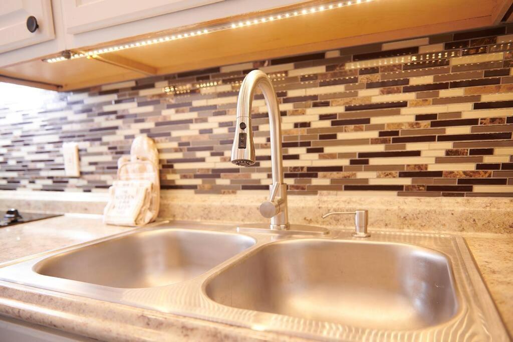 Cozy Apartment 2Nd 10Min Walk Downtown And City View Providence Buitenkant foto